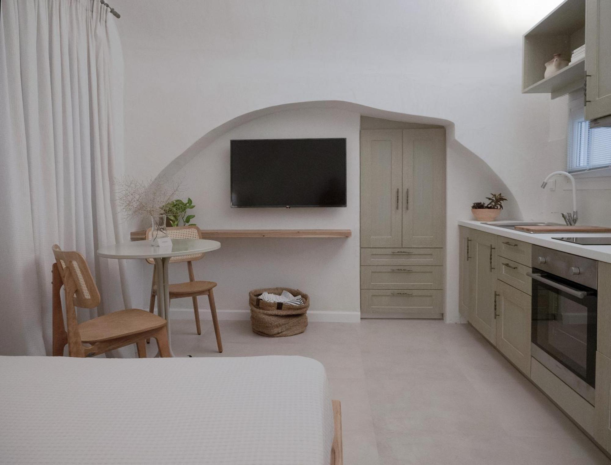 Enδόtera Chios Apartments Bagian luar foto