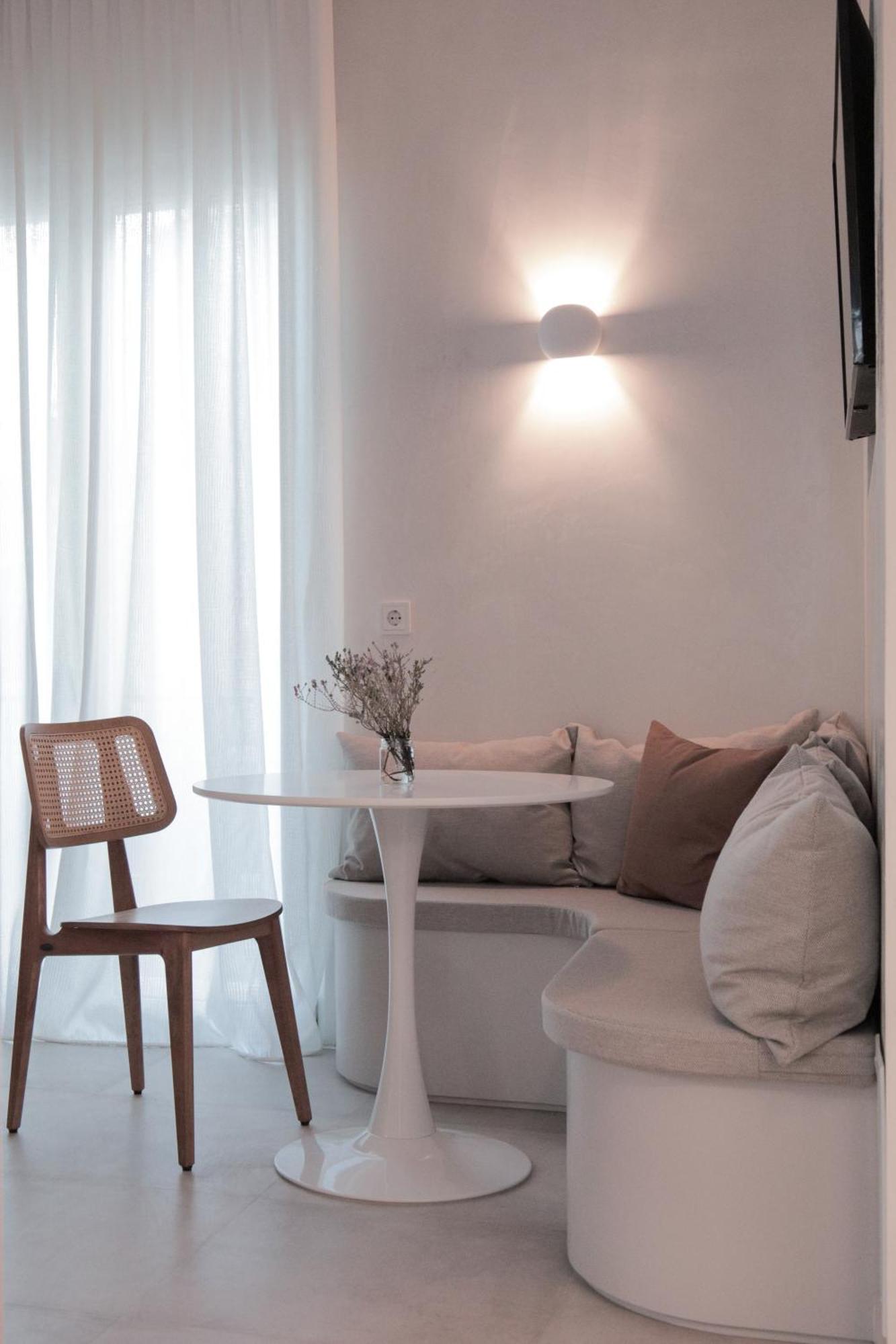 Enδόtera Chios Apartments Bagian luar foto